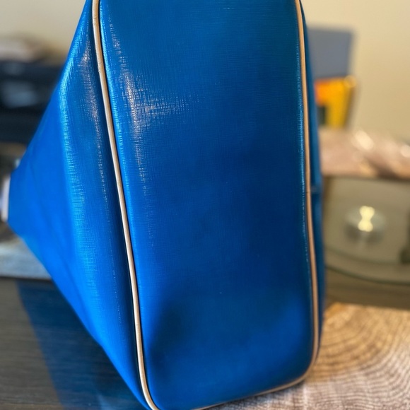 Coach Vibrant Blue and Cream Tote Bag - Picture 5 of 8